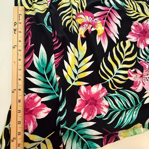 Floral Maxi Dress with Tropical Print Size Extra Small - Picture 7 of 7